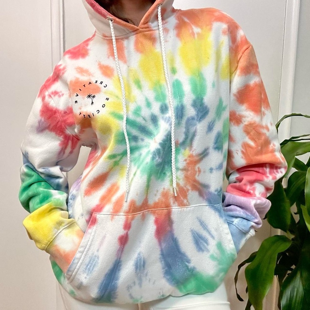 Creative Society Comfy Tie-Dye Hoodie Size Small